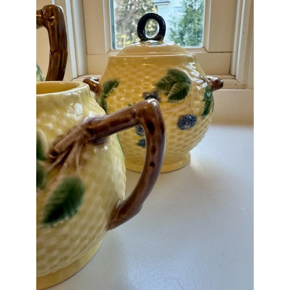 VINTAGE SIGNED TIFFANY MAJOLICA TEA SET PITCHER CREAMER SUGAR BOWL PORTUGAL